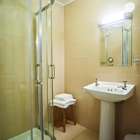 Dun Ri Gasthof Clifden